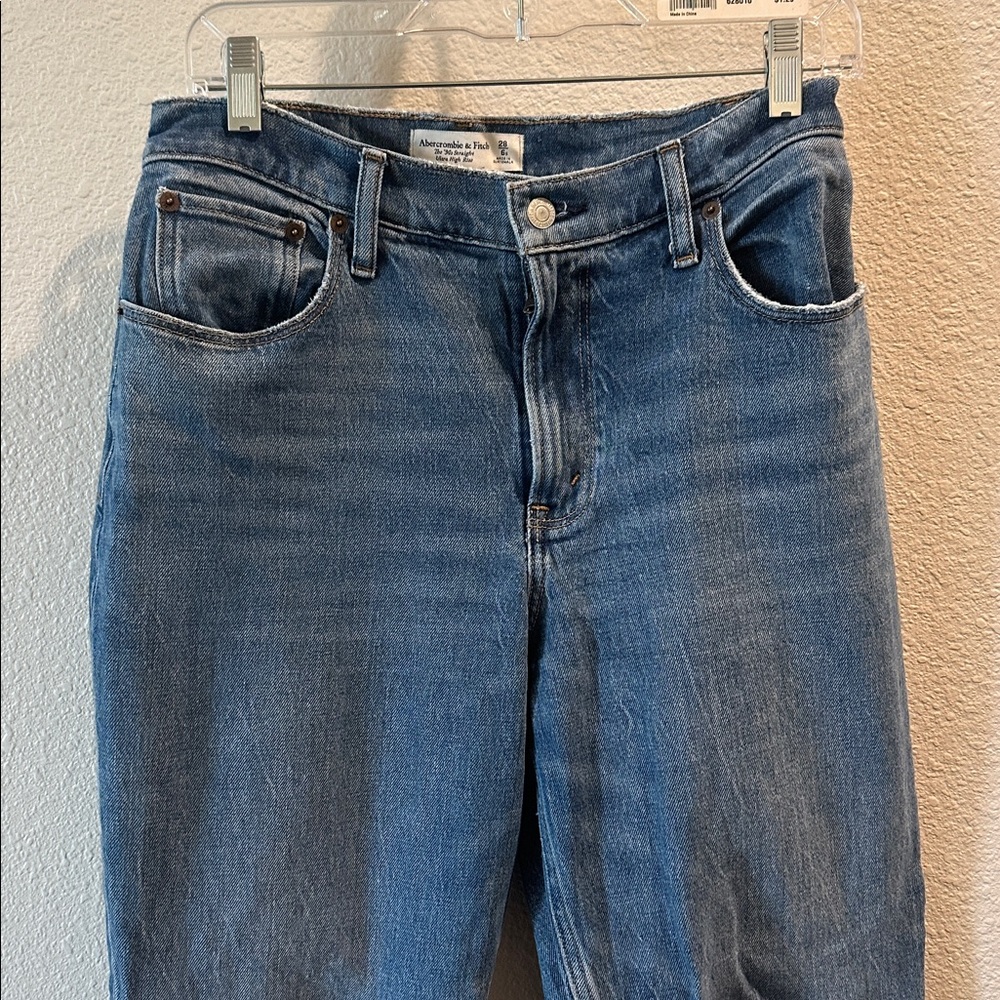 Abercrombie & Fitch Ultra High Rise Denim-curve love